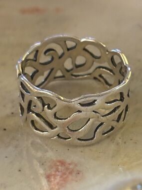 Sterling Silver Openwork Celtic Band Ring - Silver